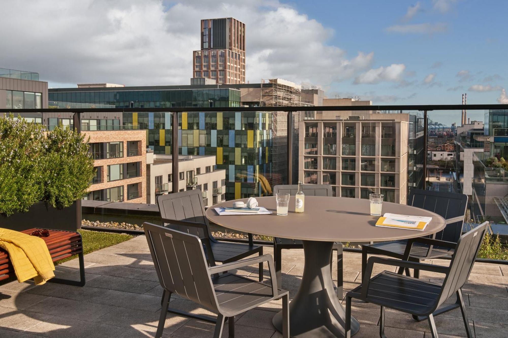 Britain Quay, Sonder Apartments By Marriott Bonvoy Dublin Exterior foto